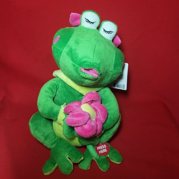 Cuddle Barn Kiss Me Cutie Frog Plush Singing Kiss Me - Picture 11 of 12